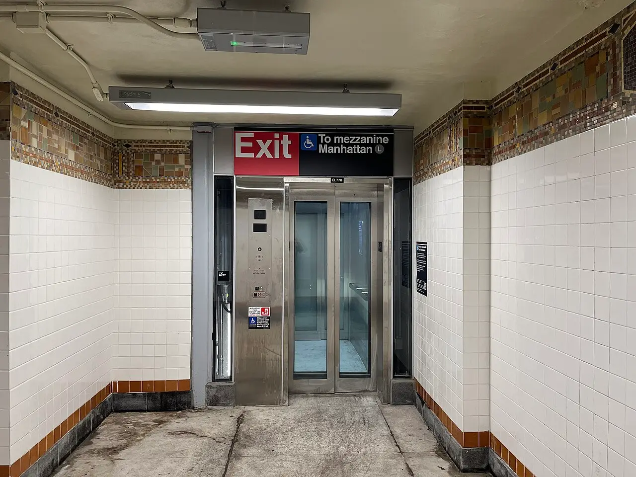Lorimer Street southbound Canarsie Line elevator, May 2024
