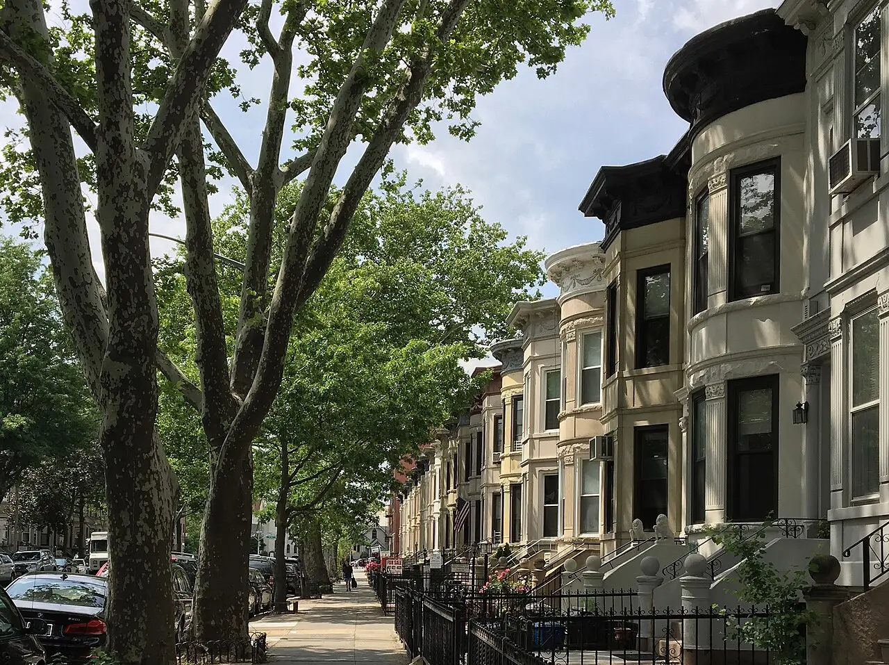Bay Ridge, the neighborhood around Parc Oasis
