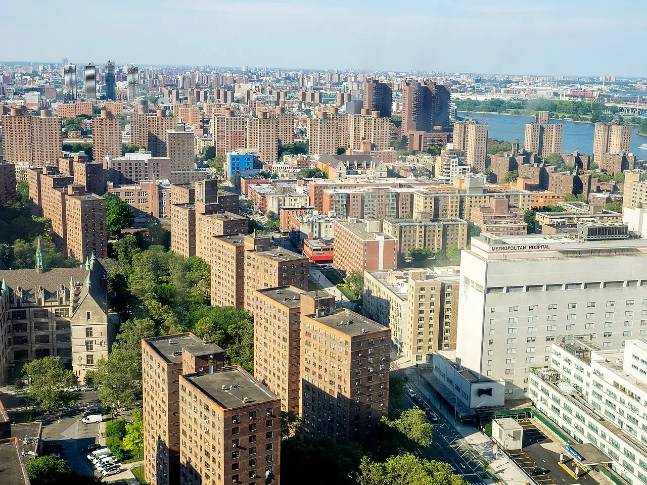 East Harlem, the neighborhood around Ricardo Steak House
