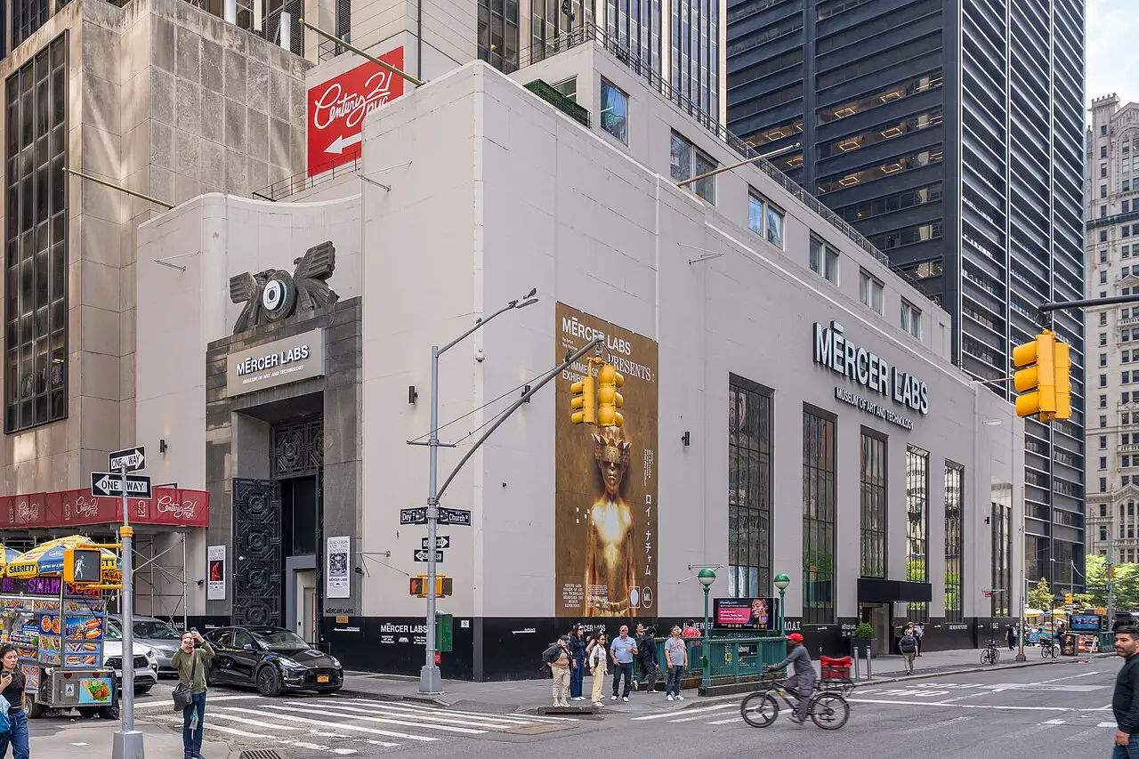 Mercer Labs, Financial District