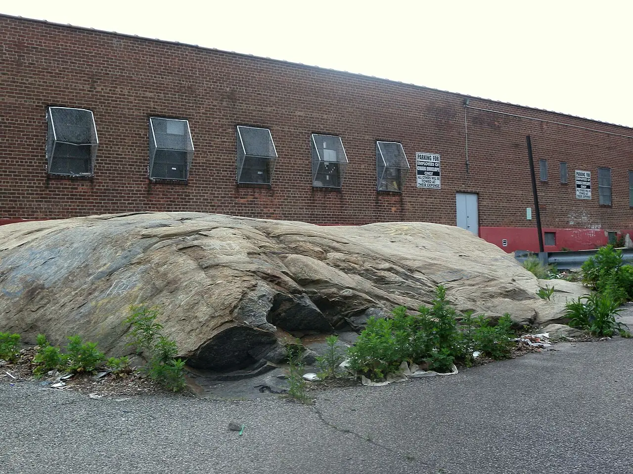 Long Island City, the neighborhood around Newsroom Speakeasy